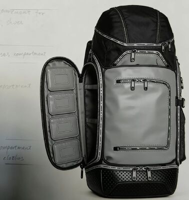 Yansıtıcı şeritlerle özelleştirilmiş logo açık hava spor çantası Retro panel ve su geçirmez tasarım yürüyüş kamp ve seyahat için